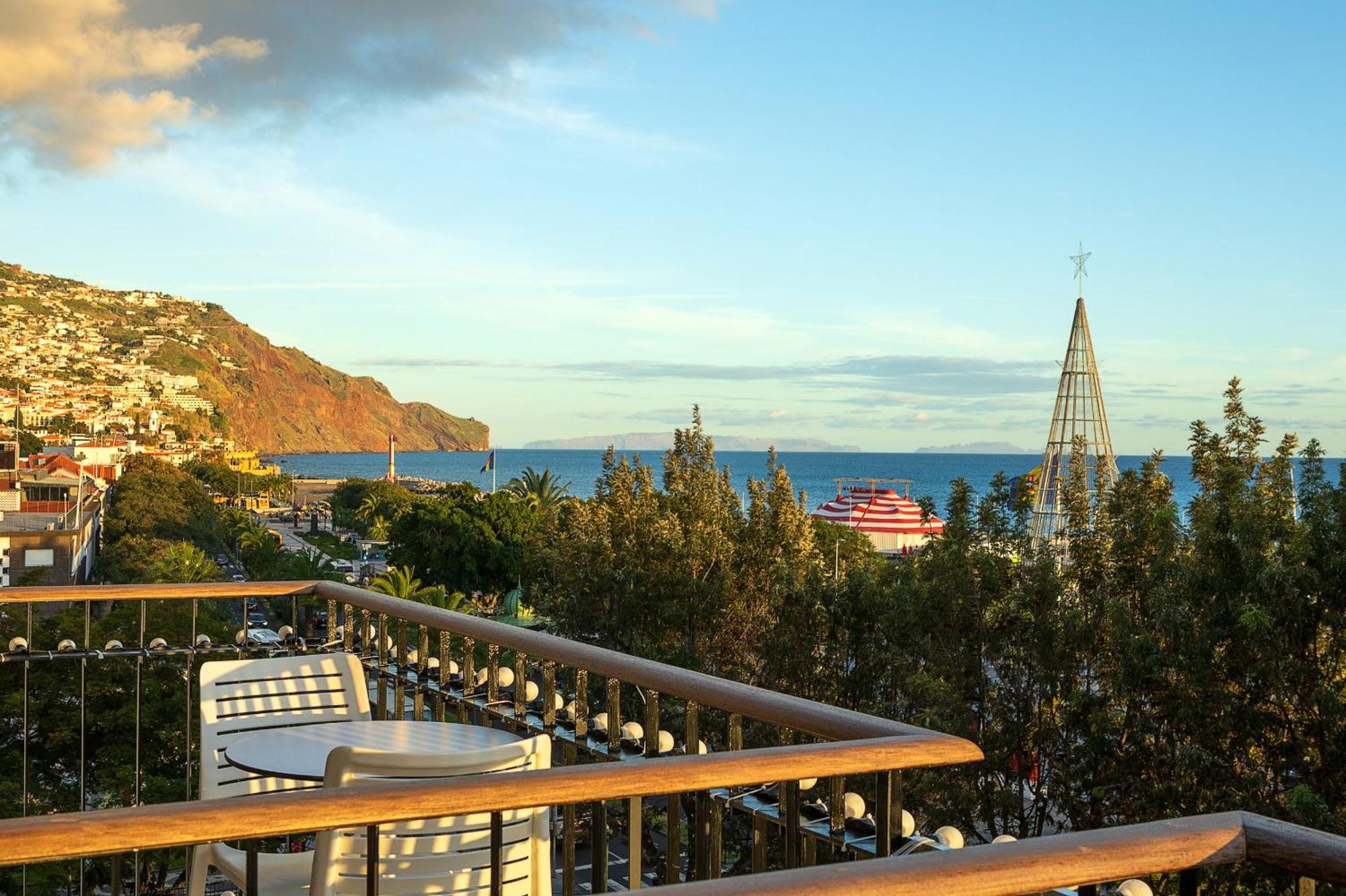 King David Suites By Madeira Sun Travel フンシャル エクステリア 写真