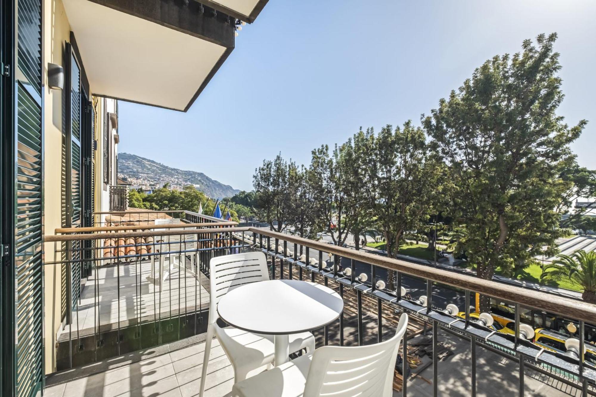 King David Suites By Madeira Sun Travel フンシャル エクステリア 写真