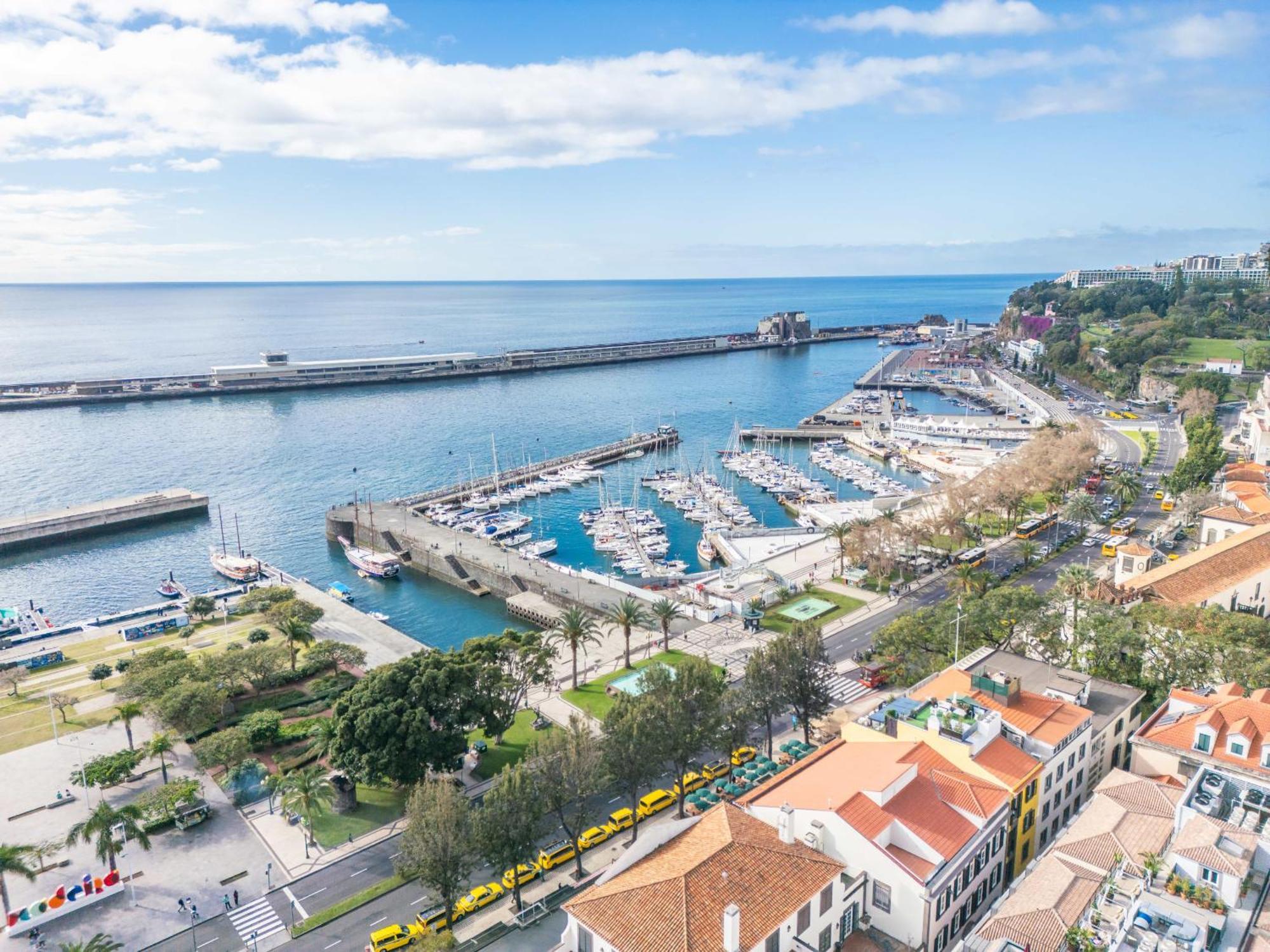 King David Suites By Madeira Sun Travel フンシャル エクステリア 写真